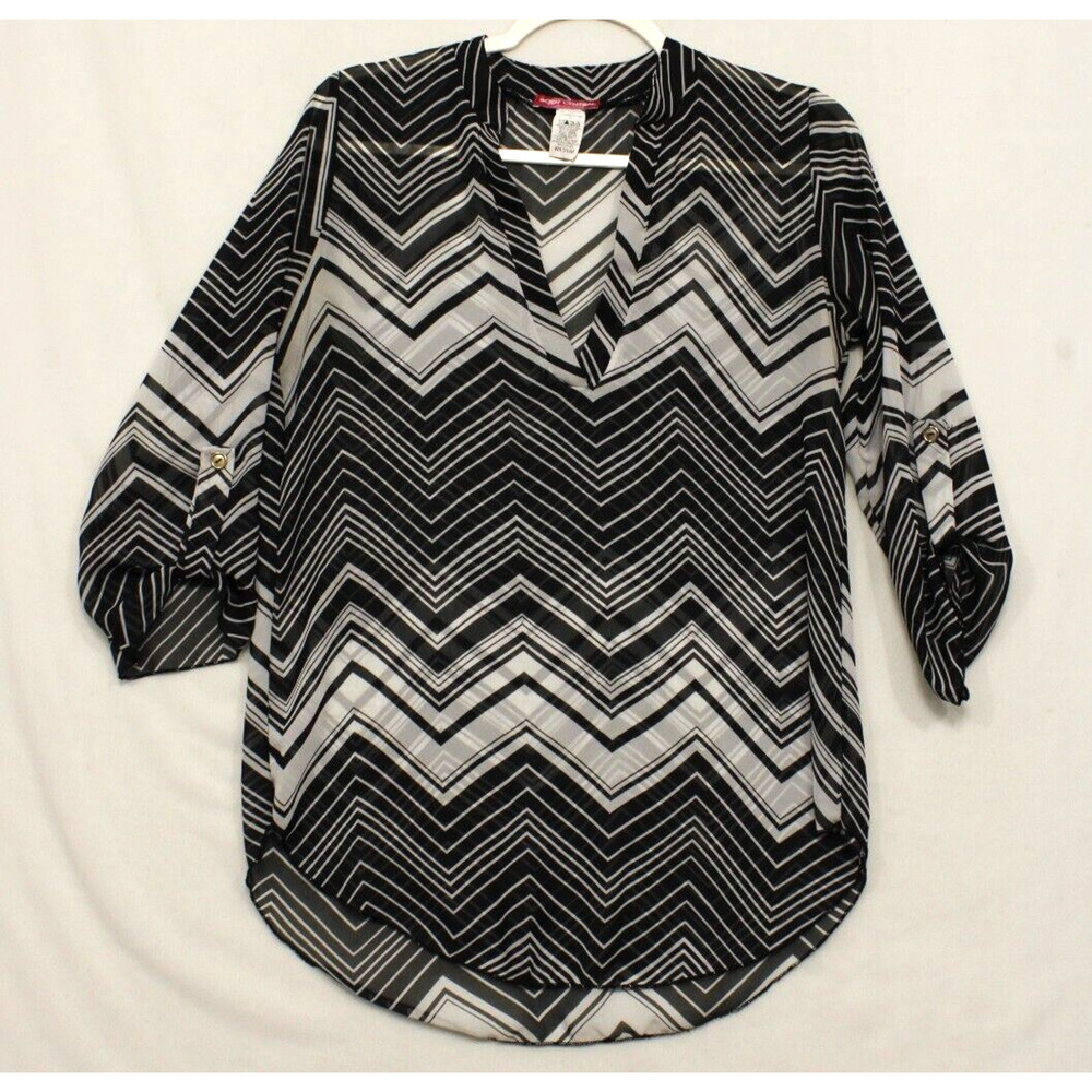 Body Central Blouse Women M‎ Sheer V Neck Roll Tab Sleeve Chevron White Black